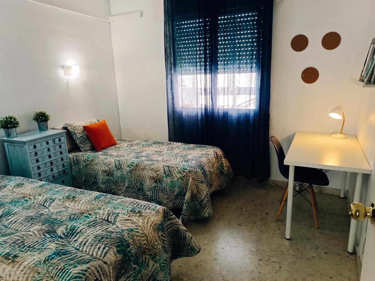 Apartamento Esperanza El Palo - 112 M2 - 3 Bedrooms - Centrally Located مالقة المظهر الخارجي الصورة